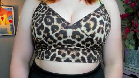 LAYLA online show from March 13, 8:17 am