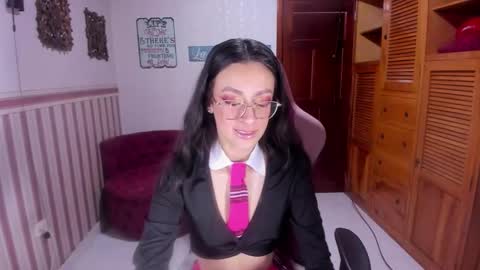 Desiring Angel online show from October 31, 5:30 am