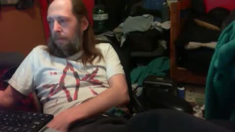 Snapshot of desolation2012 chatting on February 20, 6:39 am desolation2012 online show from February 20, 6:39 am