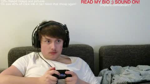 Devan online show from January 4, 5:26 pm