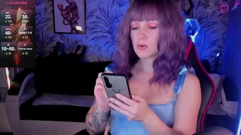 Evi online show from December 16, 6:58 pm