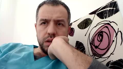 devil_devil31 online show from April 17, 9:55 am