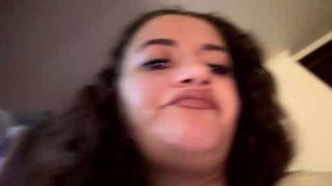 Anna online show from December 2, 10:03 am