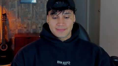 JULIAN online show from February 27, 11:30 pm