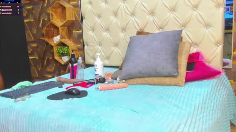 Madisson online show from January 15, 11:40 pm