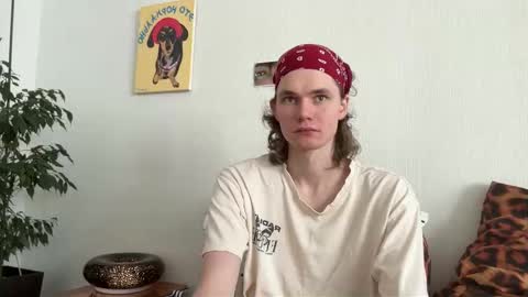 Di Alex online show from February 20, 9:55 am