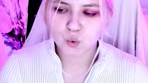 Dia online show from November 24, 11:03 pm