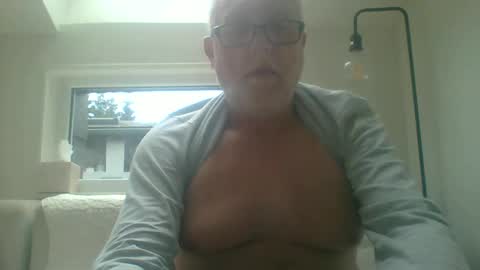 dial76 online show from December 26, 2:16 pm