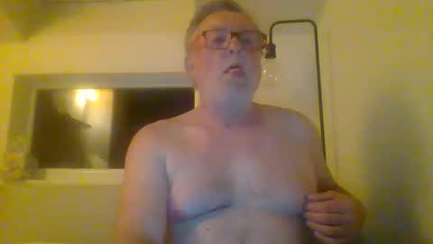 dial76 online show from March 9, 4:16 am