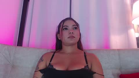 diamond_canela online show from February 26, 7:02 am