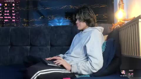 diamond_twink online show from November 5, 4:03 am