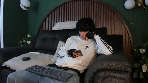 diamond_twink online show from July 13, 5:44 am
