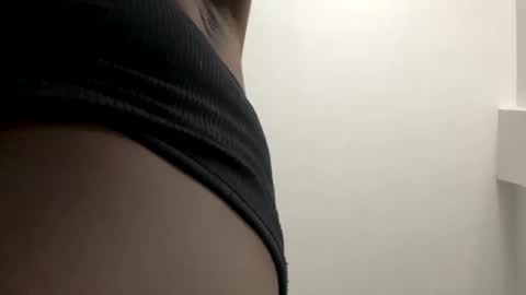 diamond_women_girl online show from October 3, 4:21 am