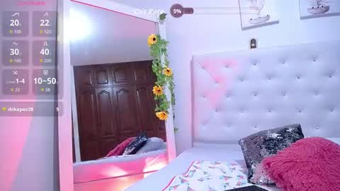 Snapshot of diamondtease_ chatting on October 18, 2:32 pm diamondtease_ online show from October 18, 2:32 pm