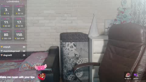 Snapshot of diana_li_ chatting on January 9, 10:20 am Diana li  online show from January 9, 10:20 am