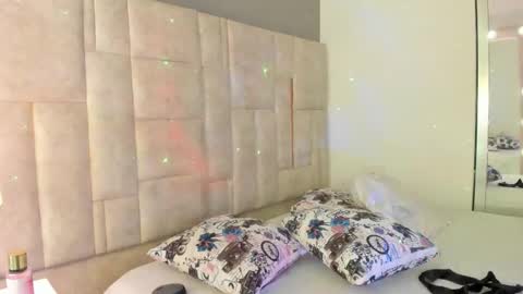 call me princess dianne  online show from January 15, 9:01 pm