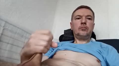 Snapshot of dick__18 chatting on October 25, 8:35 am Antonio online show from October 25, 8:35 am
