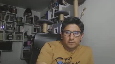 dickeduardo online show from March 8, 4:38 am