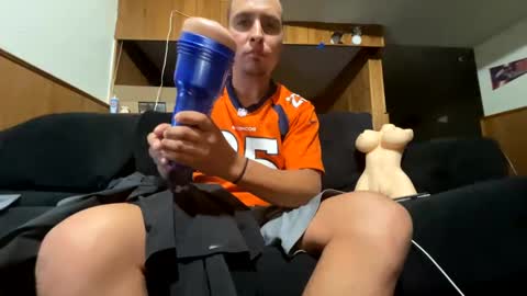 dickemdown93est online show from October 6, 5:36 am