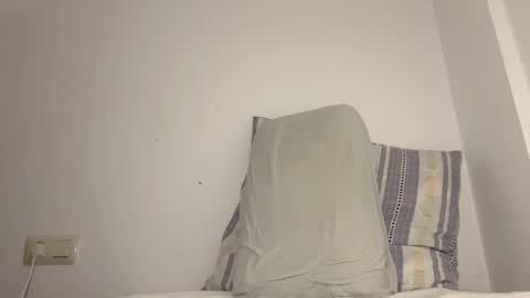 Im Julian  all cum shot videos here    online show from March 5, 9:59 pm