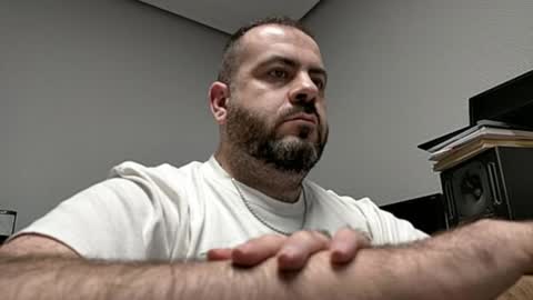 Snapshot of dicktracy_86 chatting on December 25, 10:48 pm DANI online show from December 25, 10:48 pm