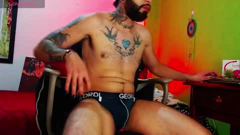 Snapshot of diilanhot chatting on February 16, 12:10 pm Dylan online show from February 16, 12:10 pm