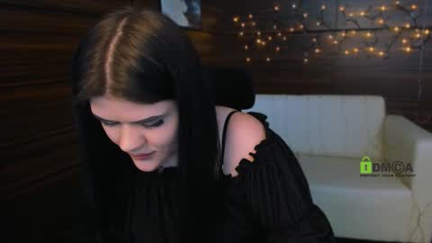 Dilyanude in pvt online show from February 10, 1:33 pm