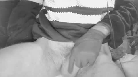 dimoni_ online show from April 17, 11:07 pm