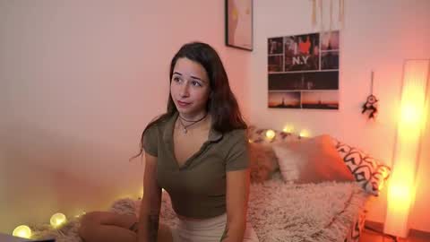 Dina online show from March 8, 12:42 pm