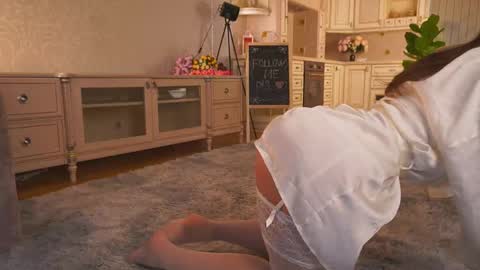 Dina and ill be glad to be here with you follow to me  online show from April 17, 12:40 pm