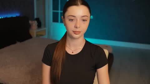 dinacandy online show from March 28, 8:27 am