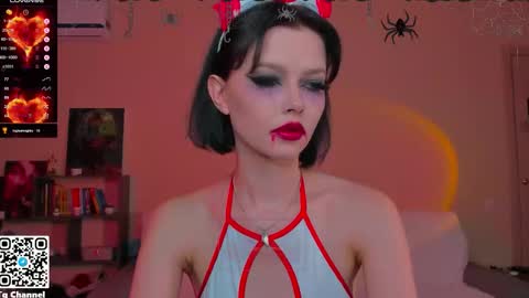 Jessie online show from October 31, 2:06 pm