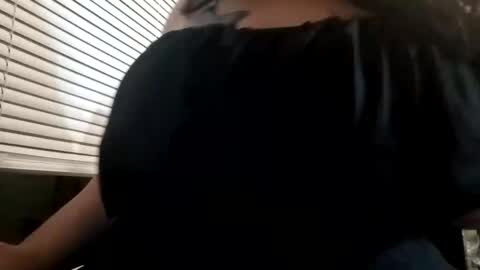 Snapshot of dinokat69 chatting on October 9, 2:06 am Dinokat online show from October 9, 2:06 am