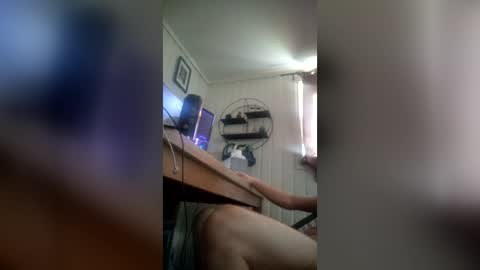 dirkdigglerofficial online show from July 4, 5:22 am