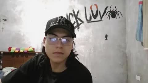 dirty model online show from April 5, 7:38 am