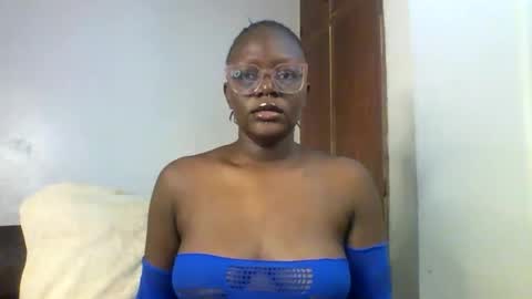 ELLE online show from January 14, 3:58 am