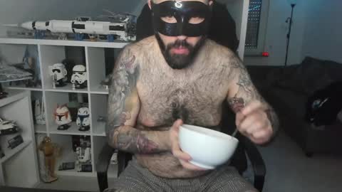 Snapshot of dirtybalws chatting on January 29, 4:19 pm Robert online show from January 29, 4:19 pm