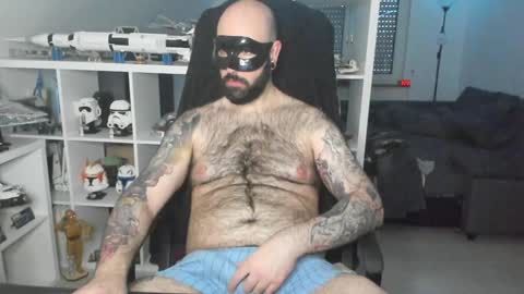 Snapshot of dirtybalws chatting on January 24, 7:19 am Robert online show from January 24, 7:19 am