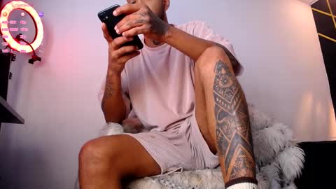 I just want to be happy online show from September 25, 2:29 am