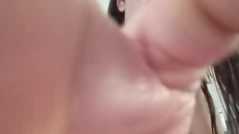 dirtygurl417898 online show from January 5, 6:22 pm