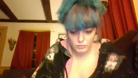 Crystal online show from October 30, 2:34 am