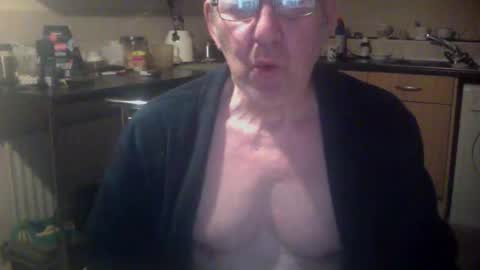 Snapshot of discovery63 chatting on December 30, 5:23 pm discovery63 online show from December 30, 5:23 pm
