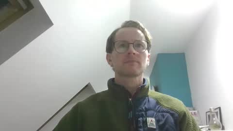 discovery_99 online show from December 4, 5:23 pm