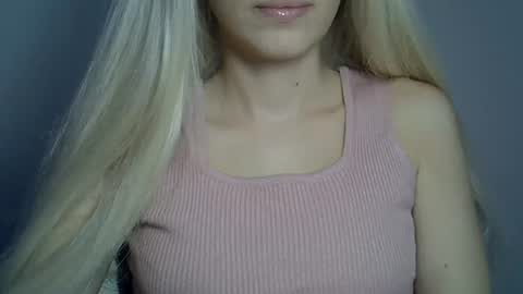 DitaMilton online show from July 29, 4:29 pm