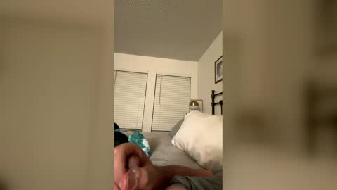 divadsialb online show from February 19, 5:28 am