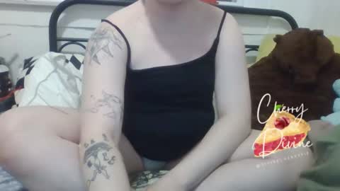 divinecherrypie online show from February 4, 2:17 am