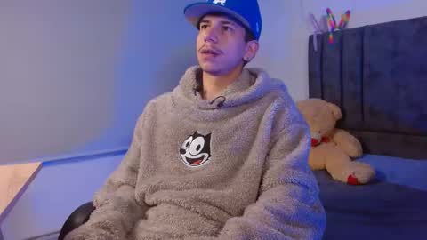 Snapshot of dj__bigd chatting on October 10, 12:38 am big d B online show from October 10, 12:38 am