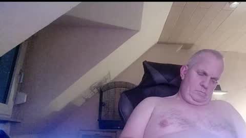 doggy2629 online show from February 2, 5:09 pm