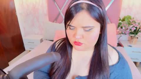 Dolce Pearl online show from May 2, 3:12 am