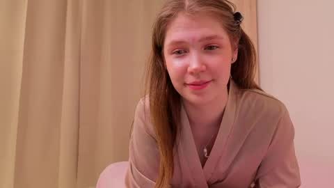 Ann online show from March 29, 8:43 pm